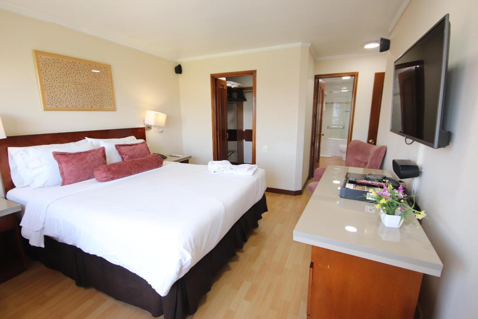 Lancaster House Hotel Bogota Exterior photo