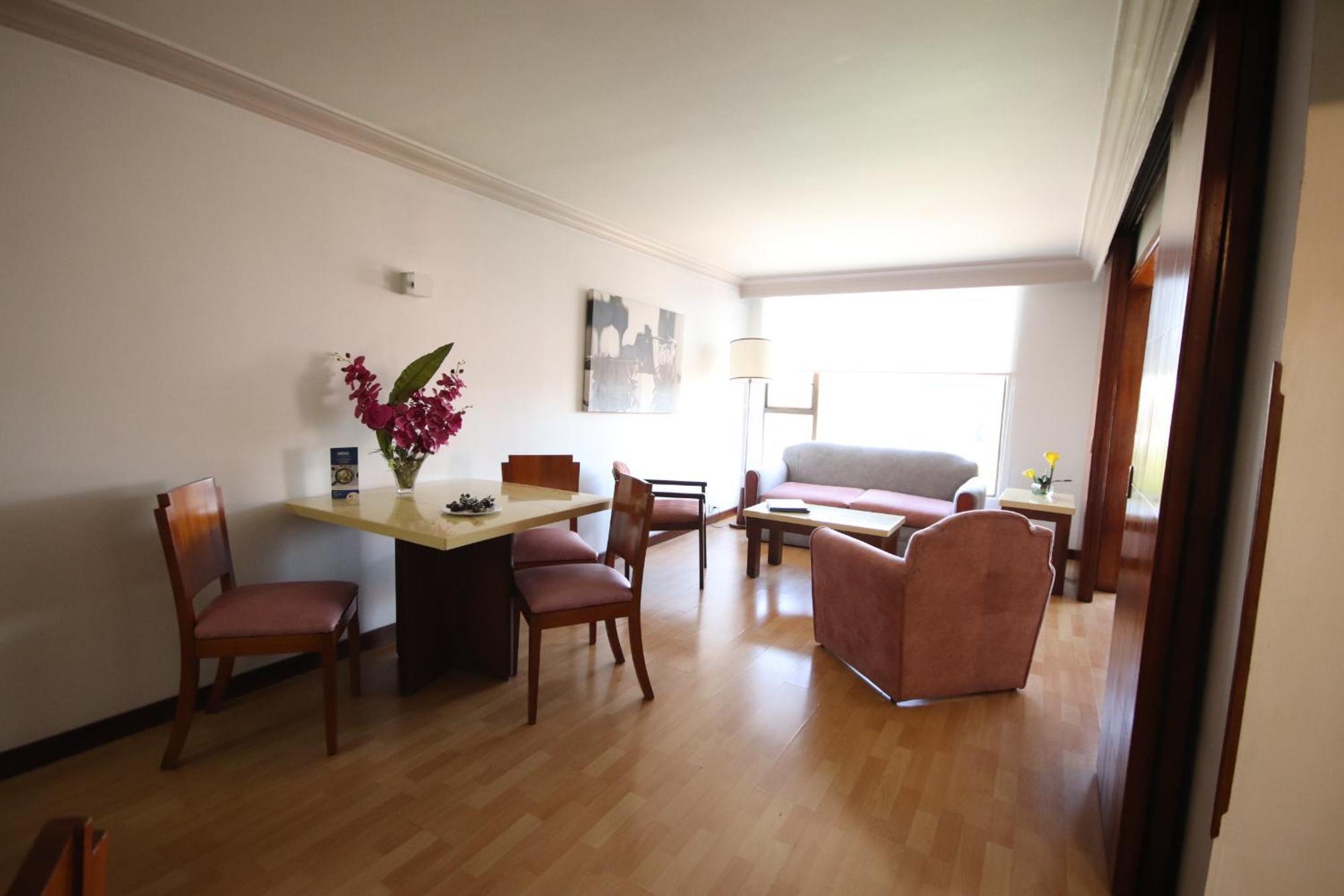 Lancaster House Hotel Bogota Exterior photo