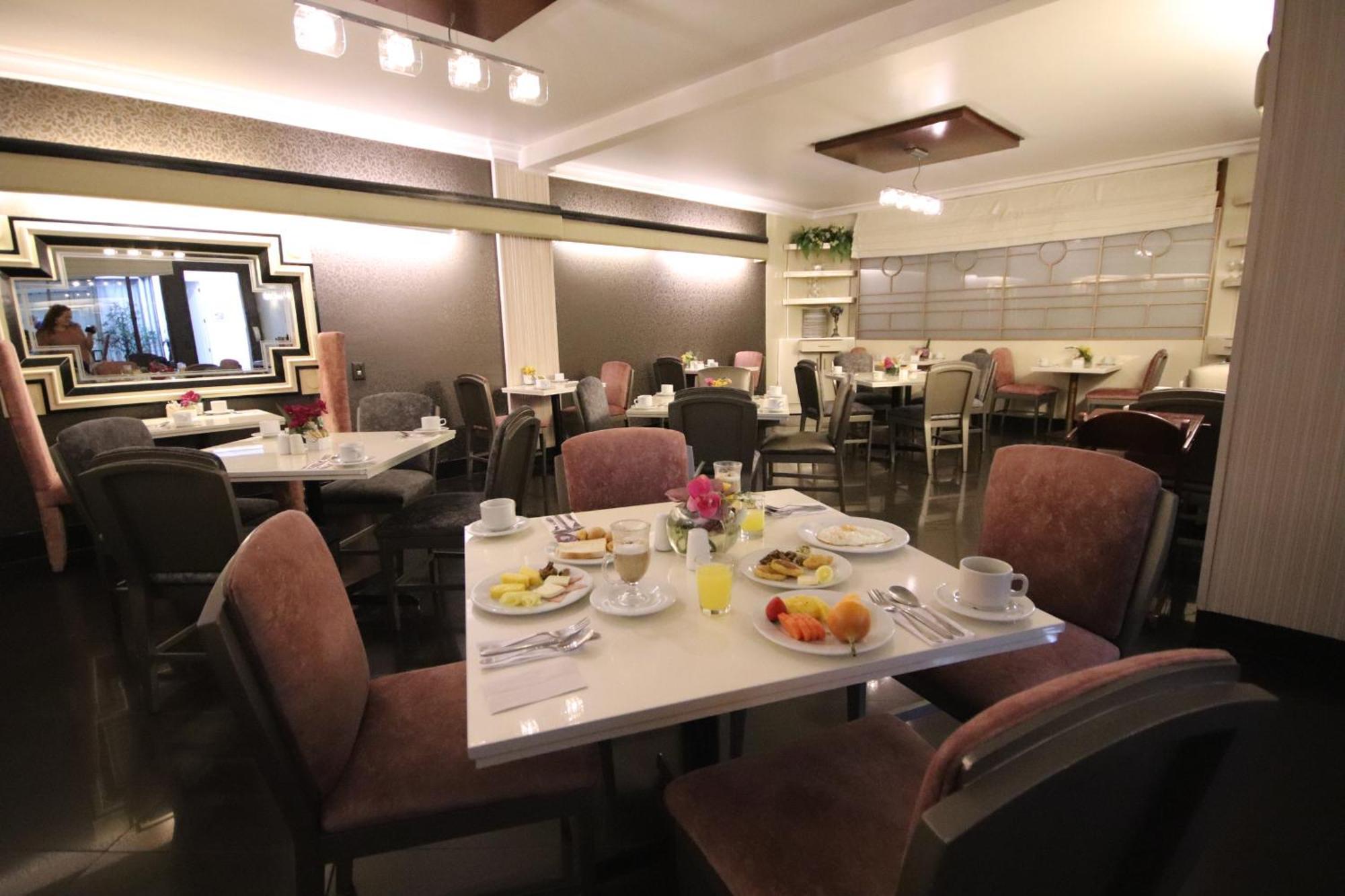 Lancaster House Hotel Bogota Exterior photo